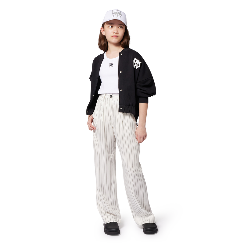 Pantalón ancho de rayas DKNY 
                    NIÑA